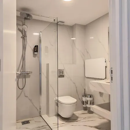 Cn-hotel *